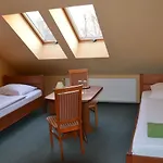 Orlik * Legnickie Pole